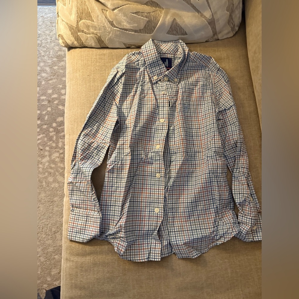 Johnnie-o button down. Size 8. Never worn